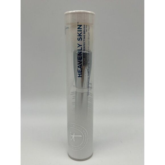 IT Cosmetics Heavenly Skin CC+ Skin Perfecting Makeup Brush, No.702 - Picture 1 of 3